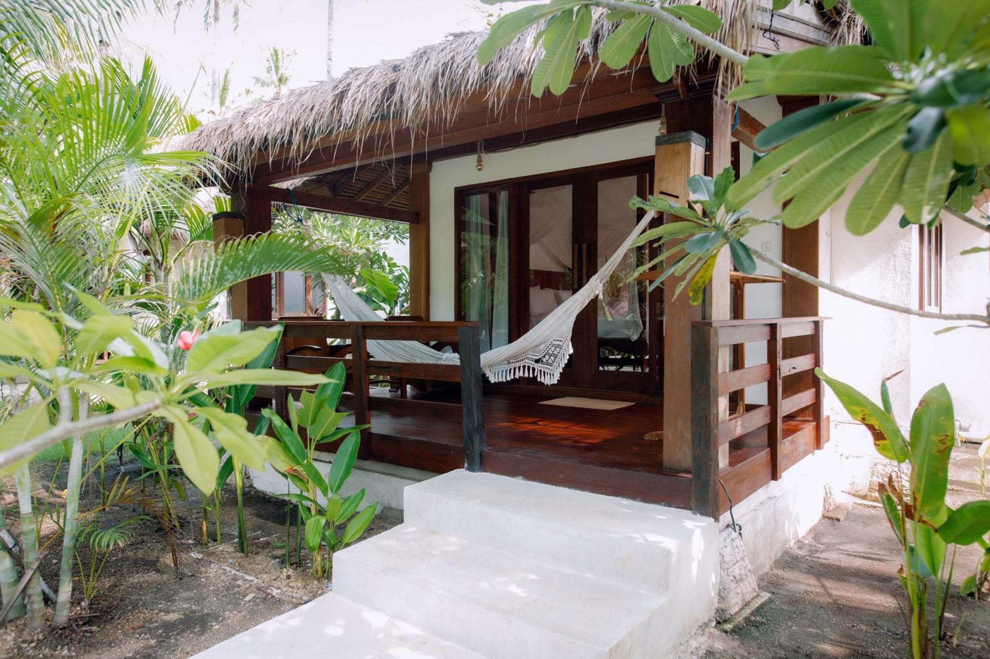 Island View Bar & Hotel Gili Air