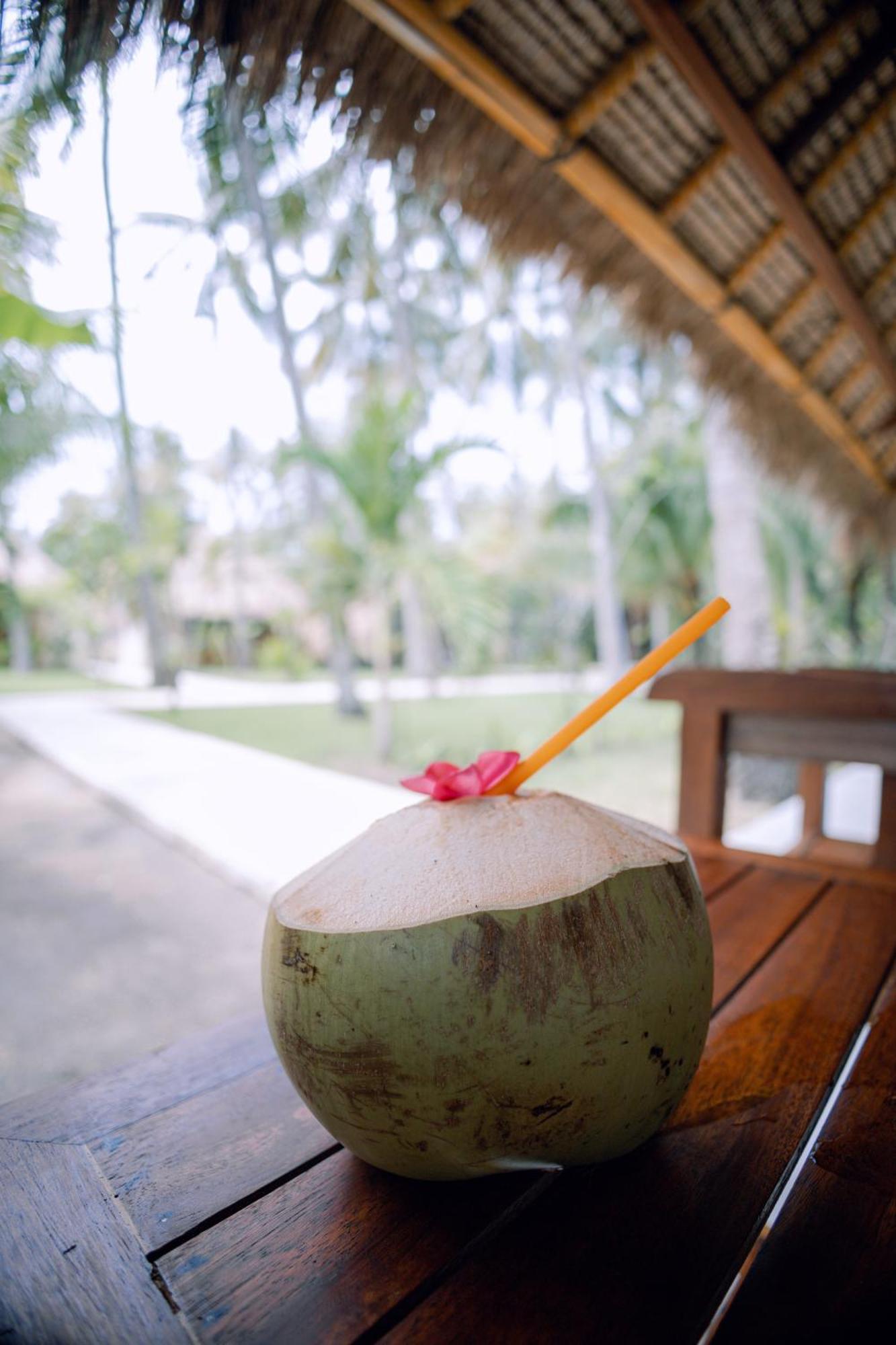 Island View Bar &
