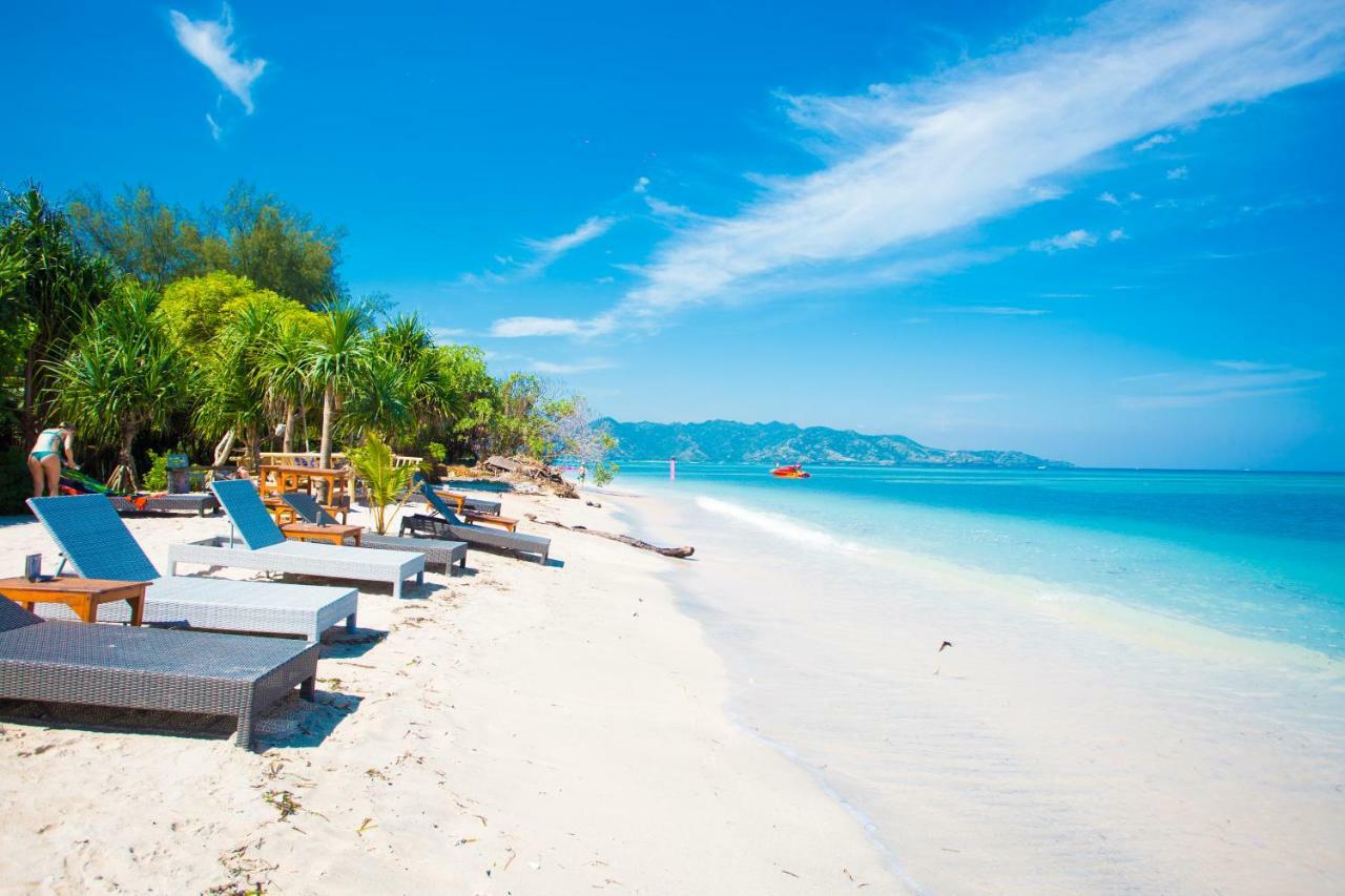 Island View Bar & Hotel